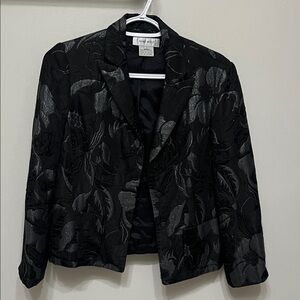 Nine West Black and Gray Floral Blazer
